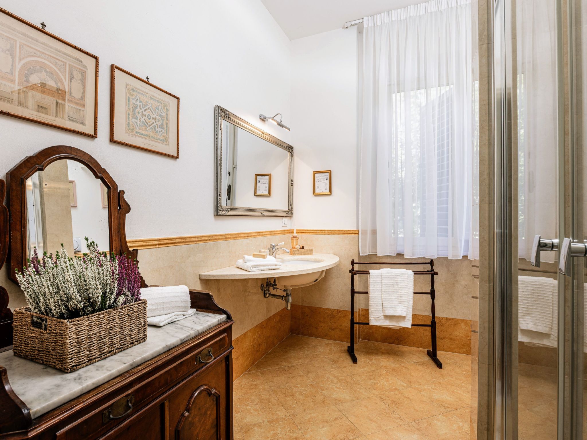 Villa Vianci, ein Zuhause weg von Zuhause-Binnen