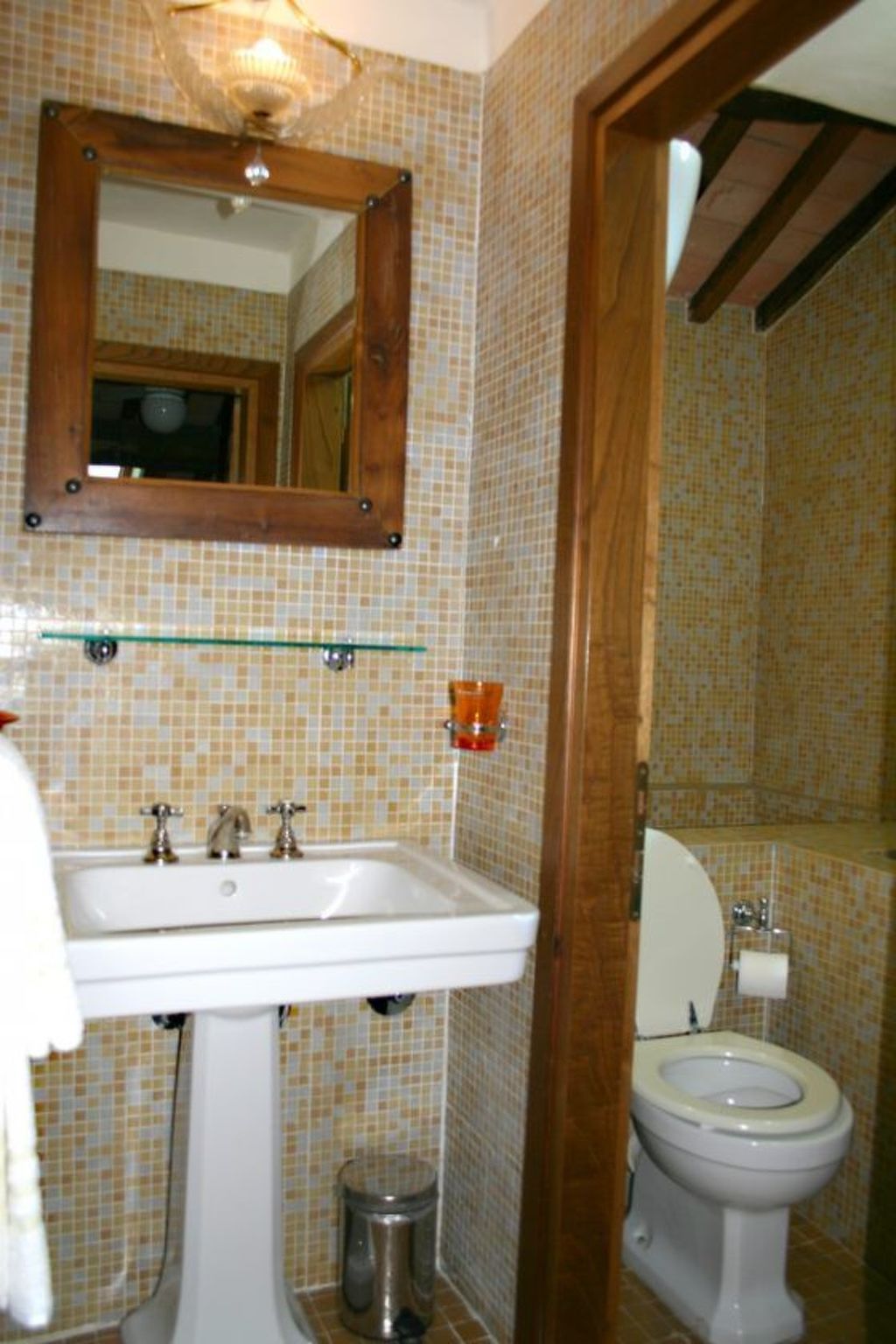 Anwesen mit eigenem Pool-Image-tags.info