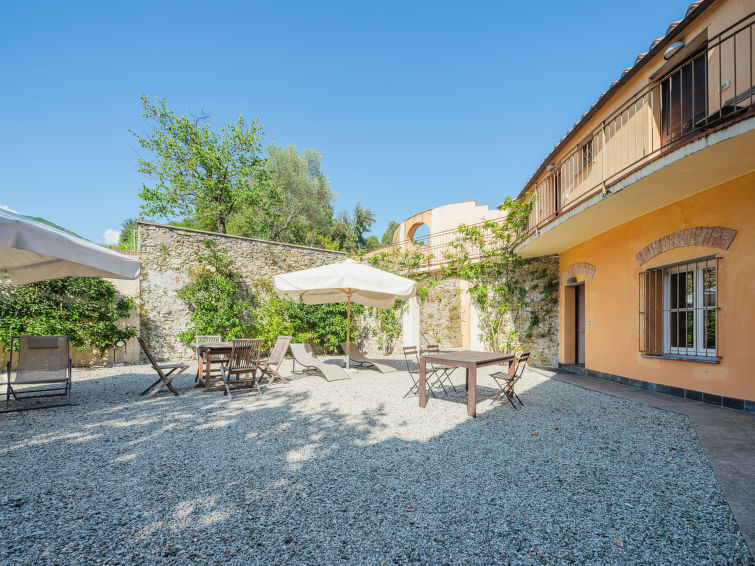 Search and Stay destination Sestri Levante, Liguria - Italy from AU$ 198. Casa della Dalcisa