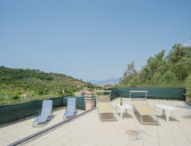Vrijstaande woning met jacuzzi en tuin op 1 km van strand in Sestri Levante - thumbnail 4