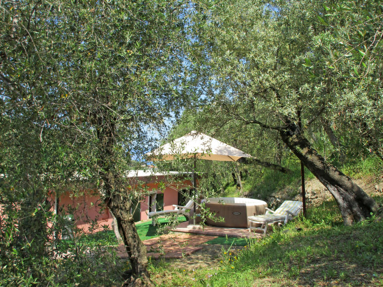 Casa de Vacaciones Villetta Linara (SLV105)