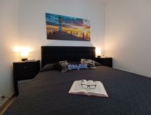House Holiday Sea by Holiday World