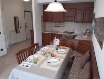 für 4 Personen ca. 50 m&sup2; in Sestri Levante, Norditalien (Ligurien)