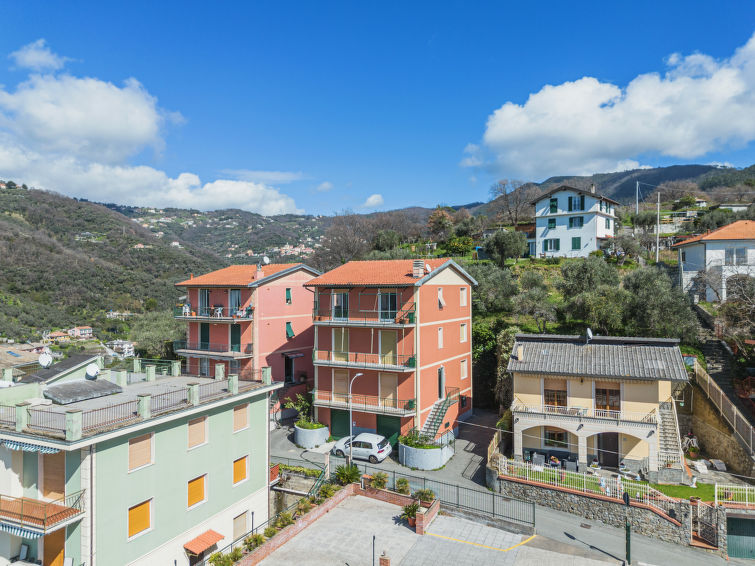 Appartement met zeezicht op 1 km van centrum Moneglia in Moneglia