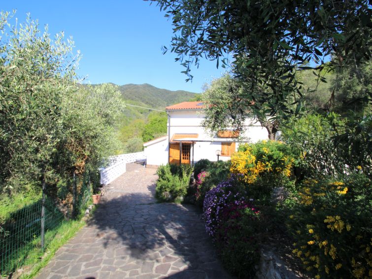 Search and Stay destination Città Metropolitana di Genova, Liguria - Italy from AU$ 257. Casa Nueva