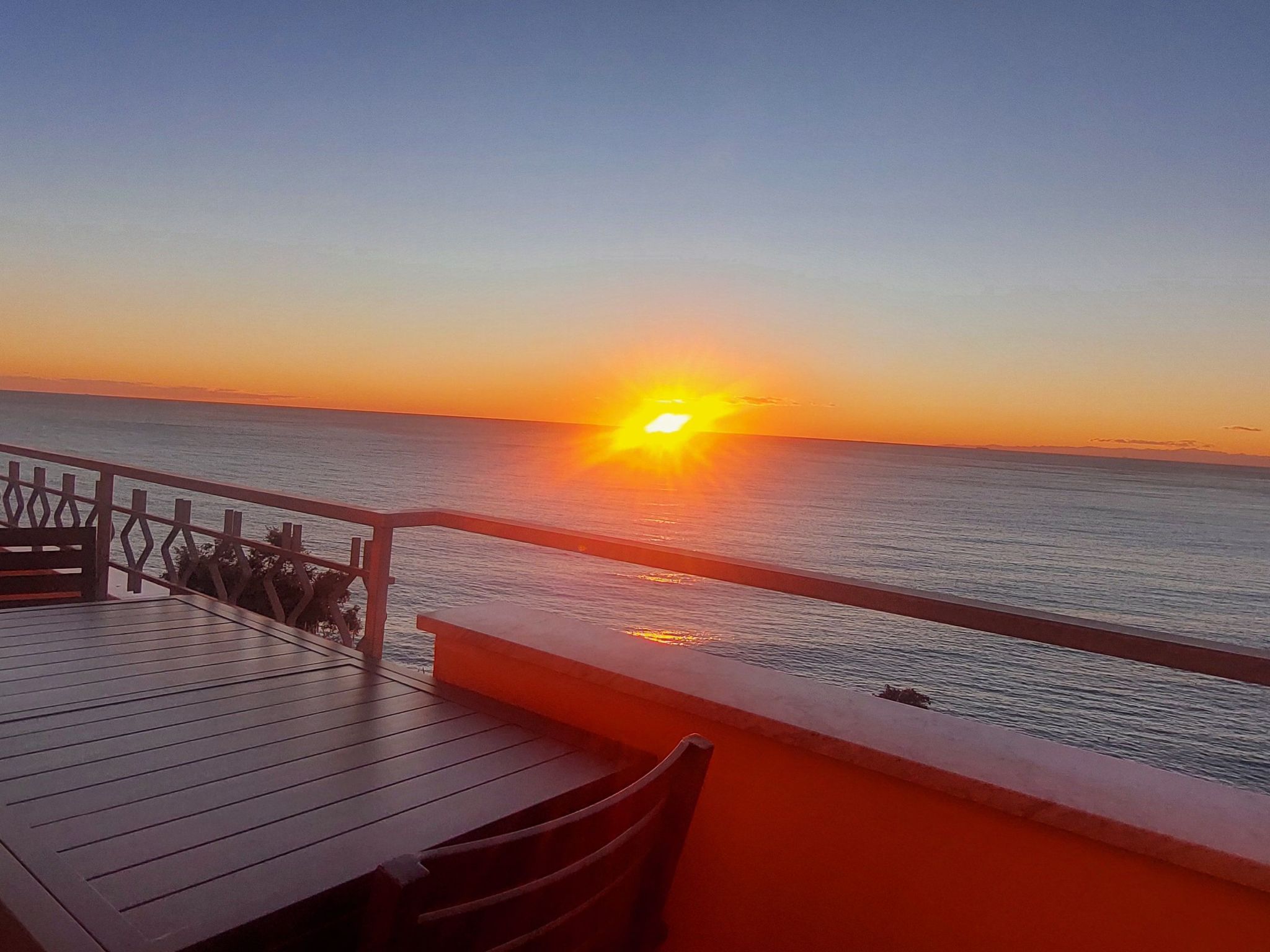 Herrlicher meerblick ,  Balkon Garten Swimmingpool-Binnen