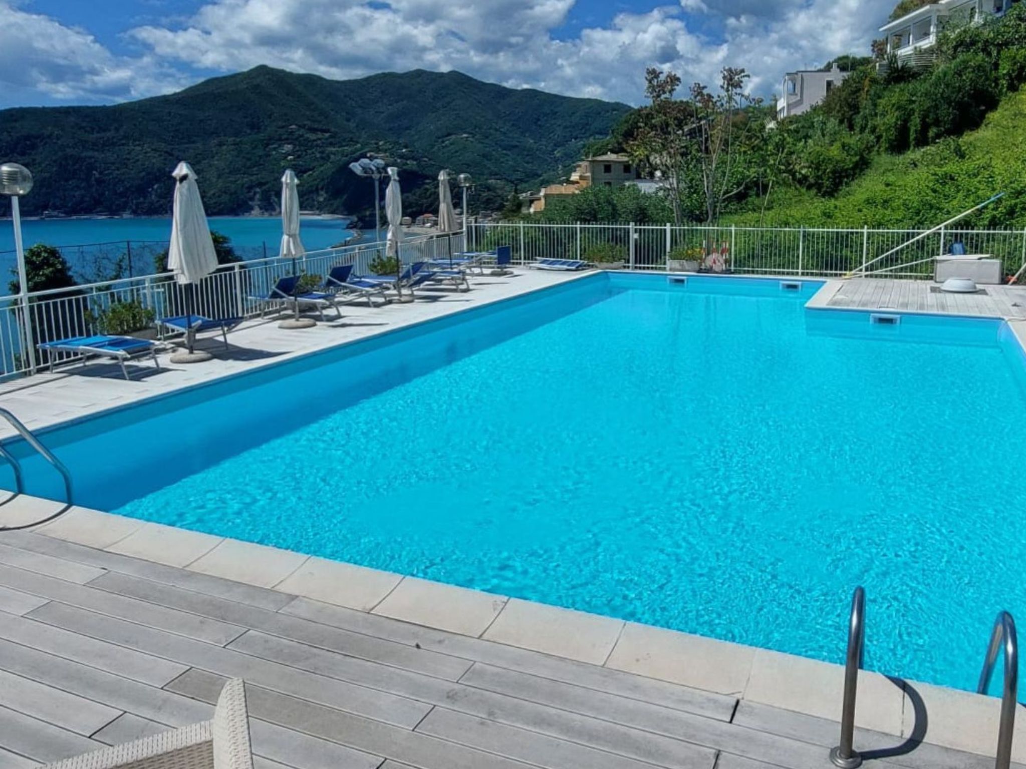 Herrlicher meerblick ,  Balkon Garten Swimmingpool-Binnen