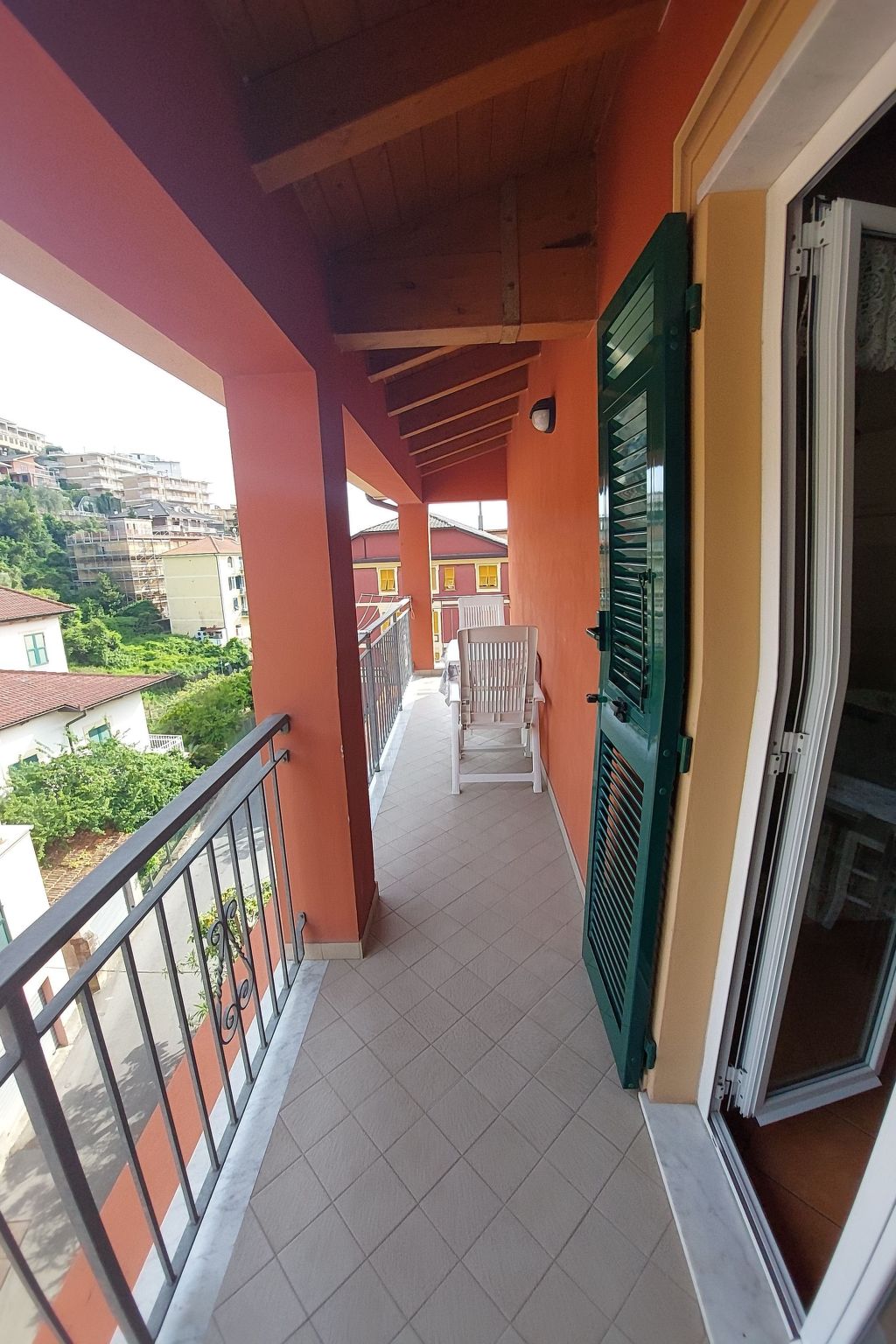 'Enrica3' mit privatem Balkon-Binnen