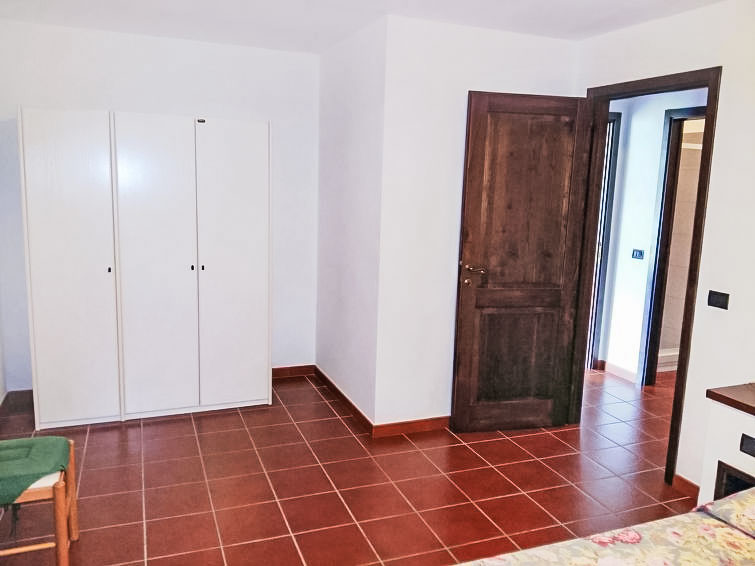 APARTMENT GIALLA