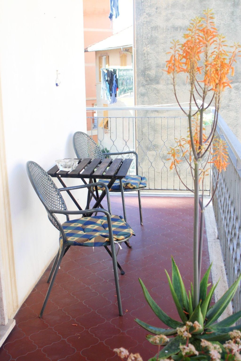 Sehr zentral mit Parkmöglichkeit-Inside