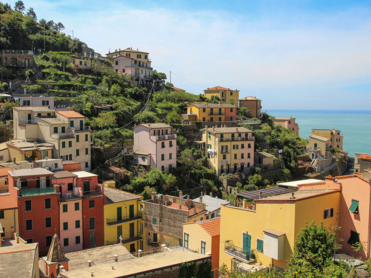Search and Stay Destinations. Cabin Accommodation in Riomaggiore, Riomaggiore - Liguria - Italy