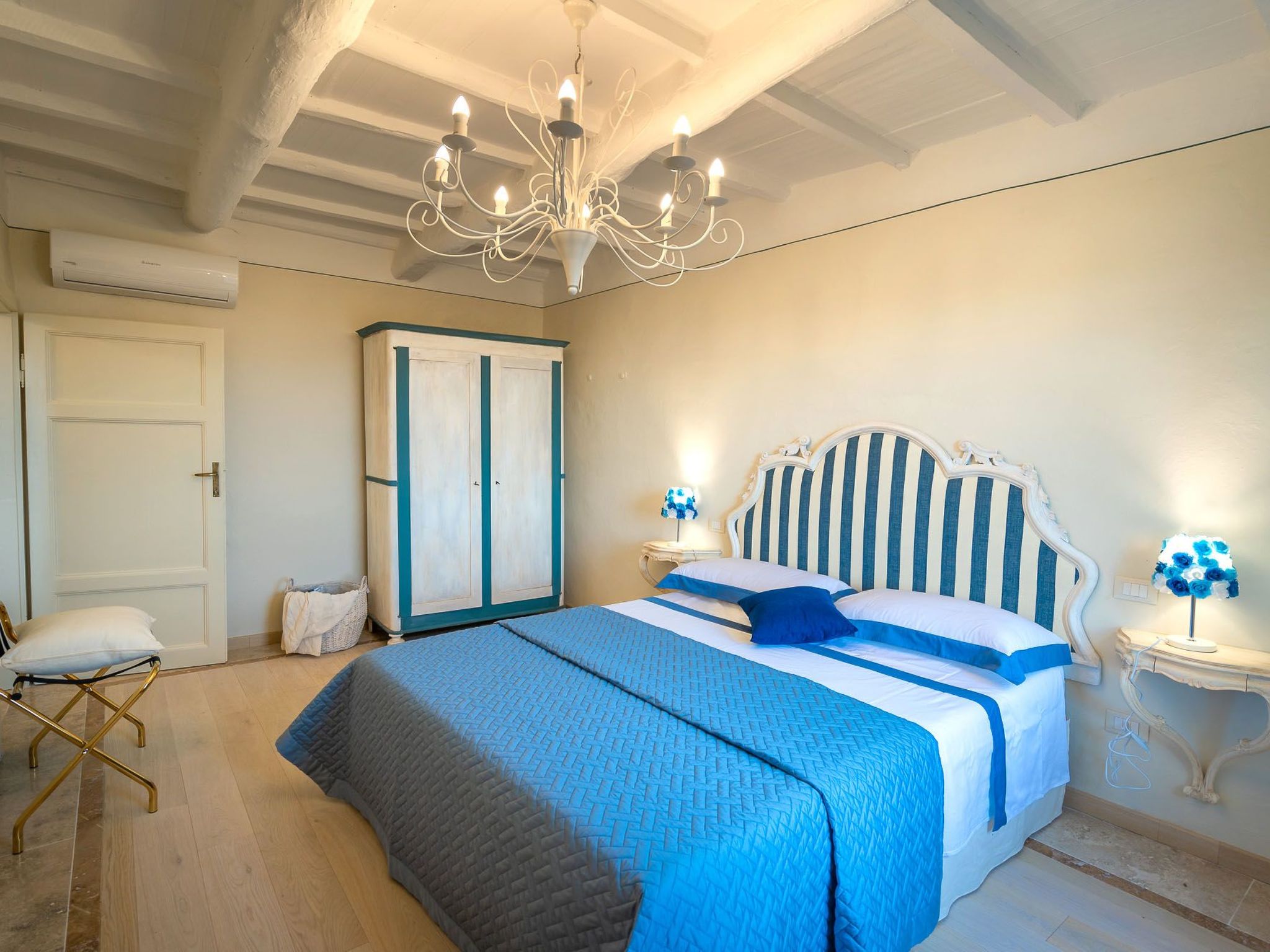 Charmantes Haus Casa Collodi-Inside