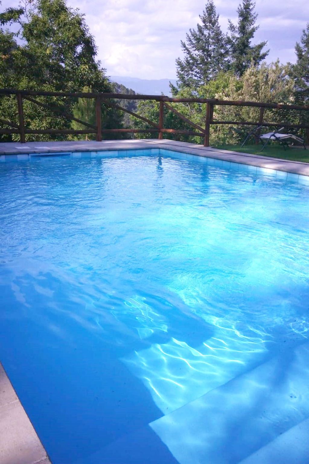 Haus inmitten der Natur mit Schwimmbad-Binnen