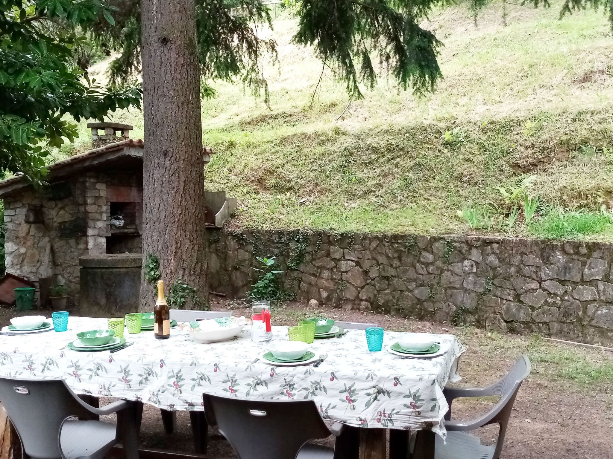 Haus inmitten der Natur mit Schwimmbad-Binnen