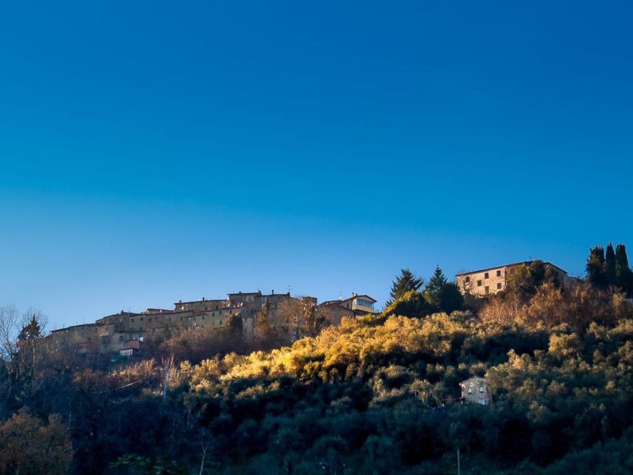 Haus inmitten der Natur mit Schwimmbad-Binnen