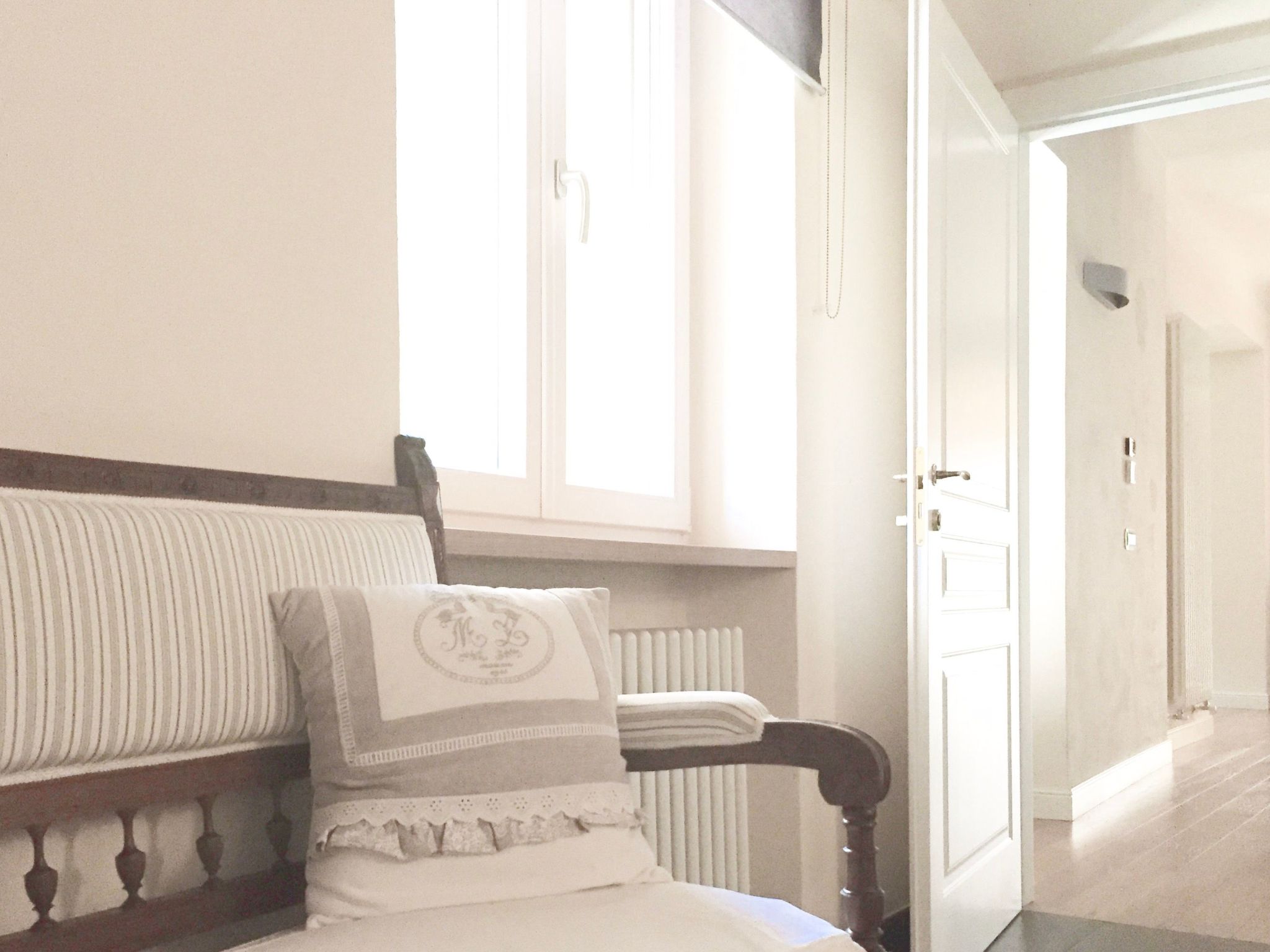 Penthouse mit Garten und privater Terrasse in Villa