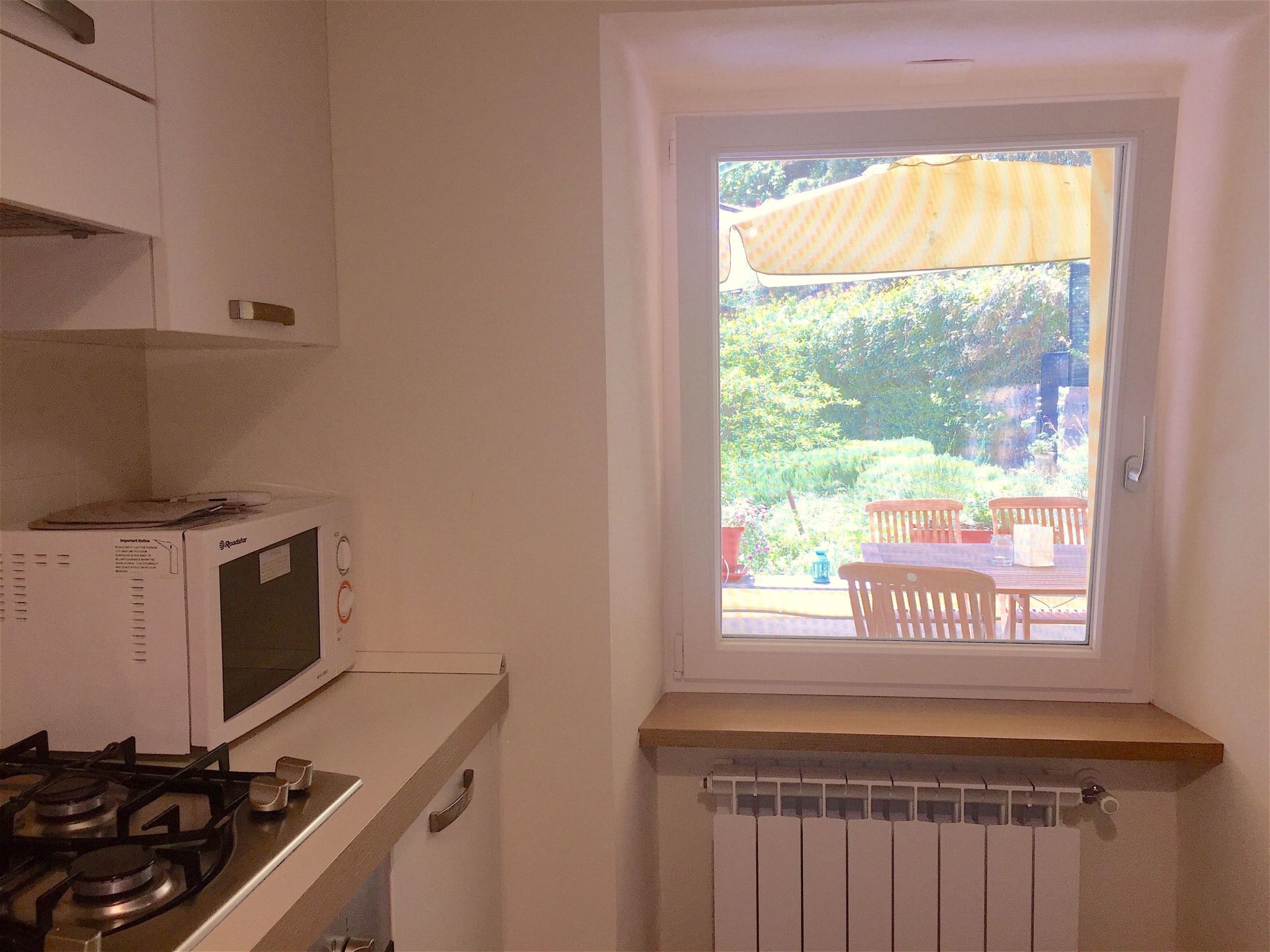 Wohnung mit großer privater Terrasse im Grünen