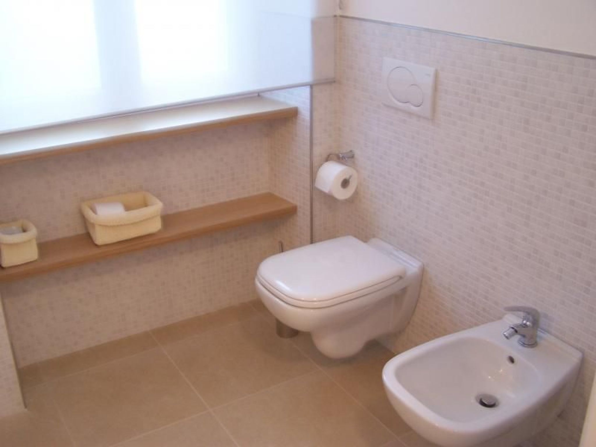 Wohnung mit großer privater Terrasse im Grünen-Binnen