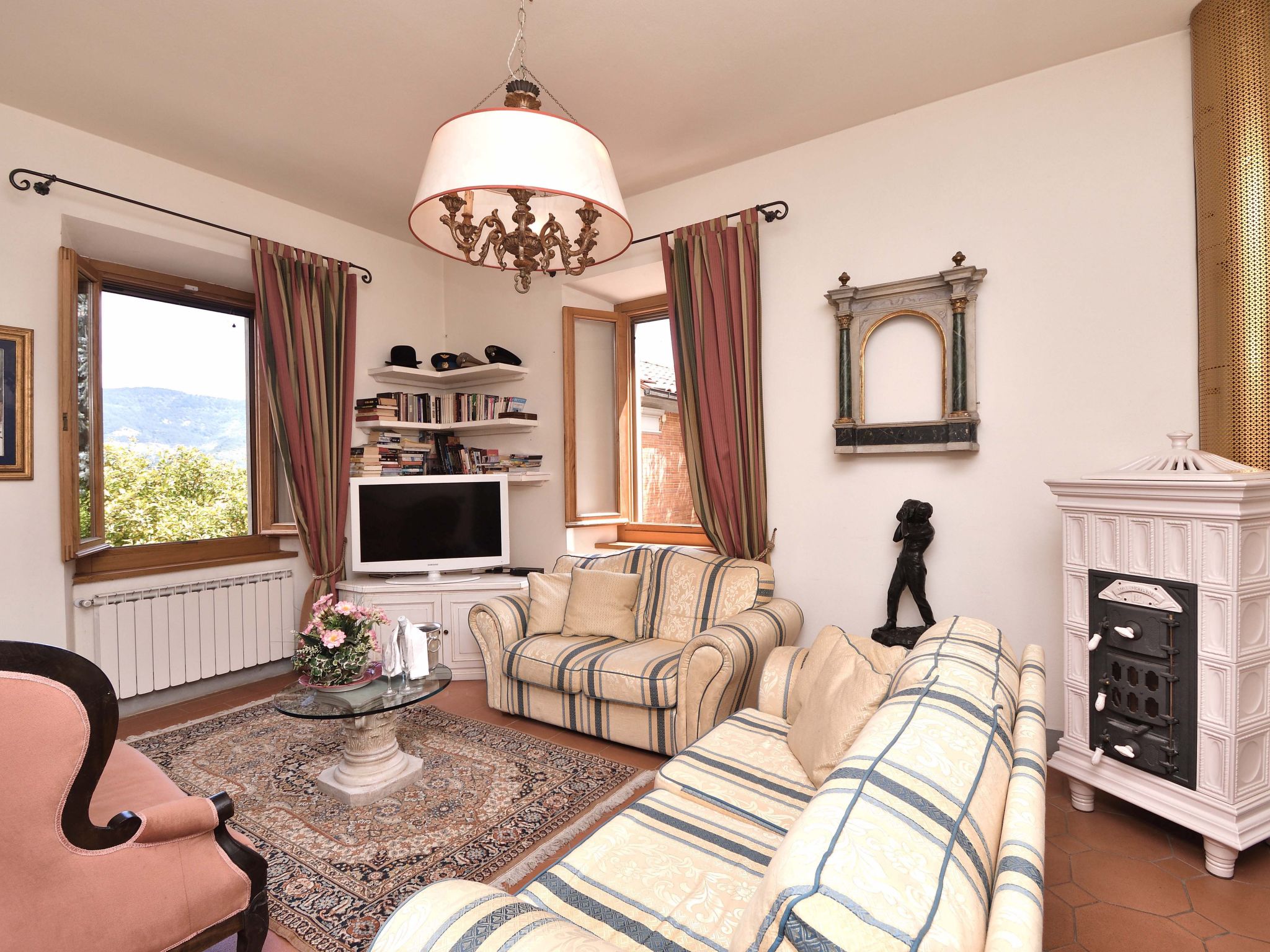 Villa Fonte mit eigenem Pool-Binnen