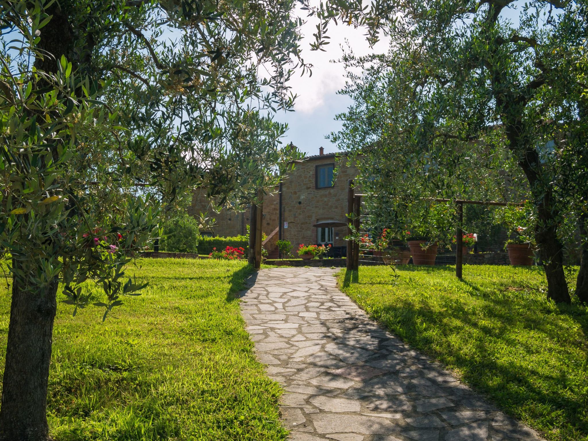 Drei-Zimmer-Wohnungen Borgo Collelungo, erster Stock-Binnen