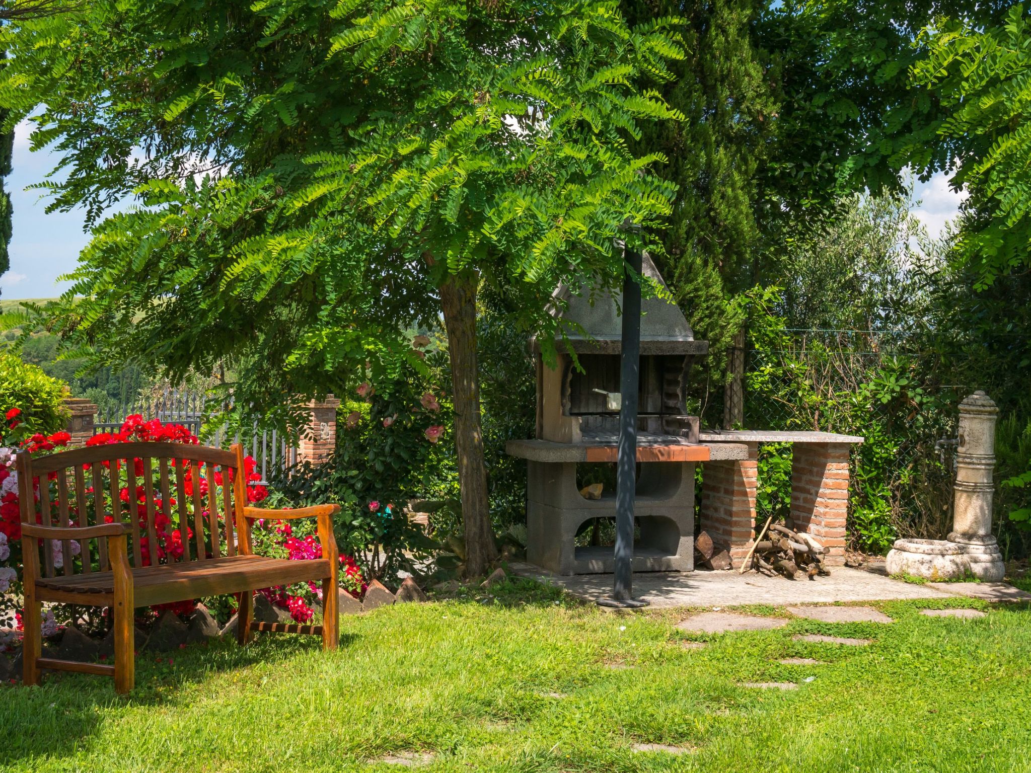 Drei-Zimmer-Wohnungen Borgo Collelungo, erster Stock-Binnen