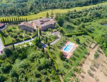 Authentiek Toscaans appartement met zwembad en uitzicht in Castelfalfi - thumbnail 1