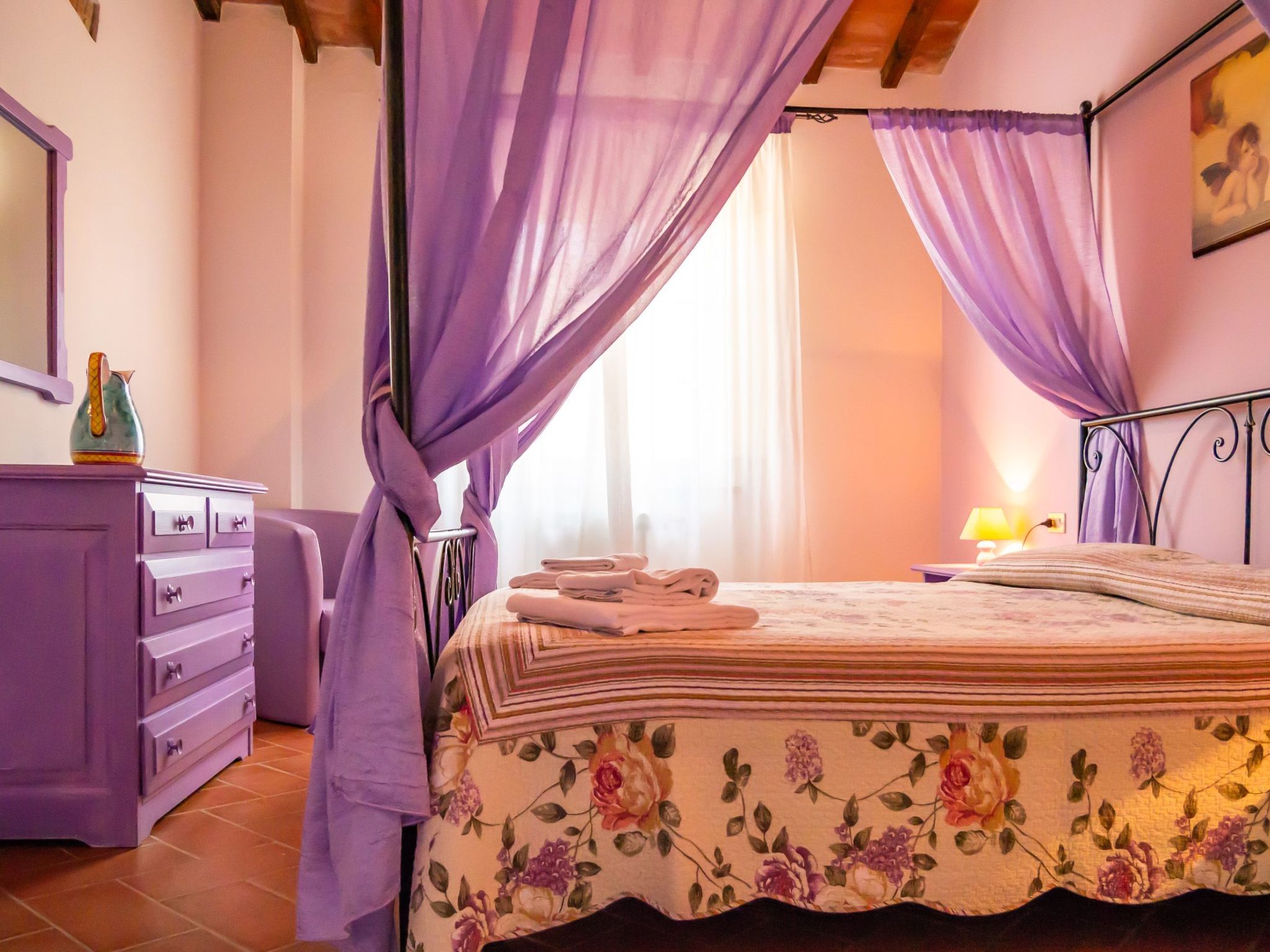 Vier-Zimmer-Wohnung Borgo Collelungo 2 Bäder, erster Stock-Binnen