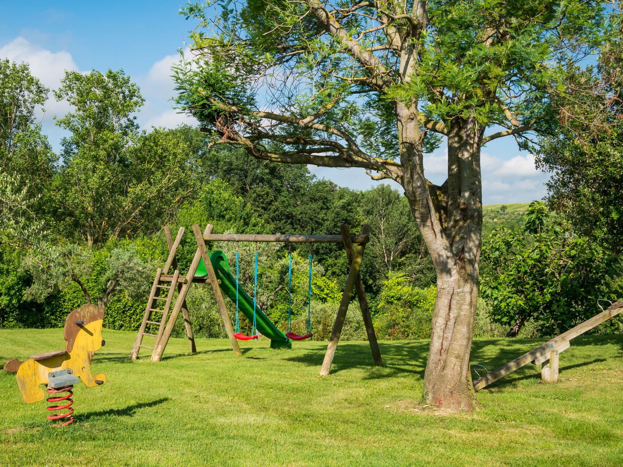 Drei-Zimmer-Wohnungen Borgo Collelungo auf zwei Etagen-Drinnen