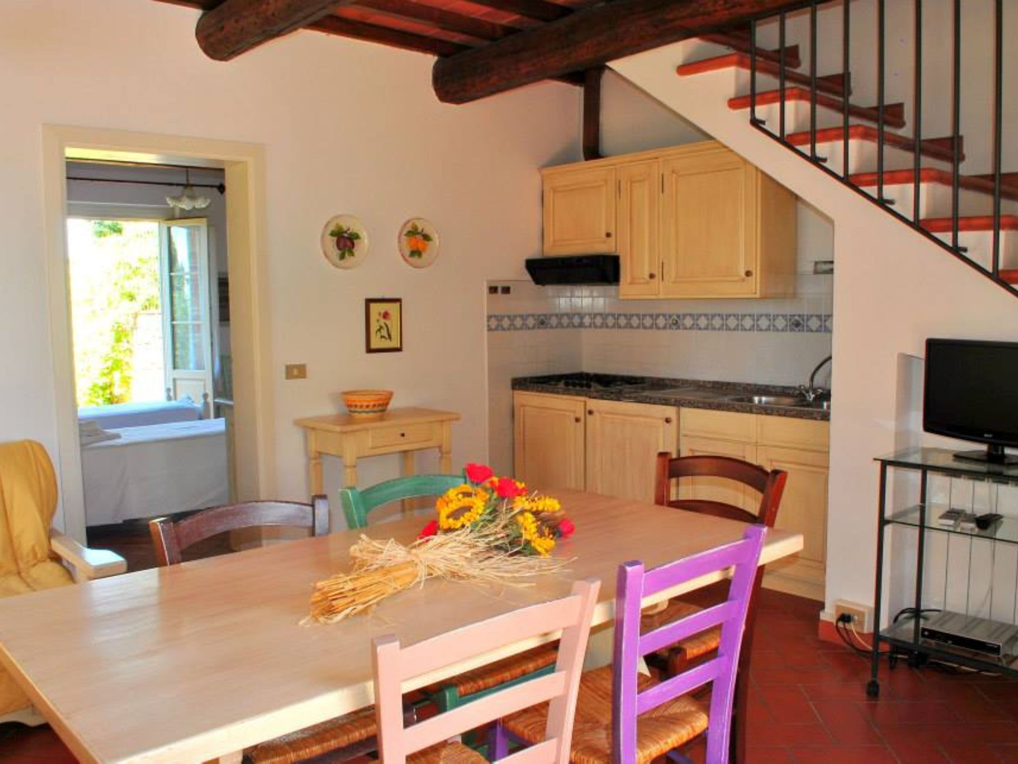 Drei-Zimmer-Wohnungen Borgo Collelungo auf zwei Etagen-Drinnen