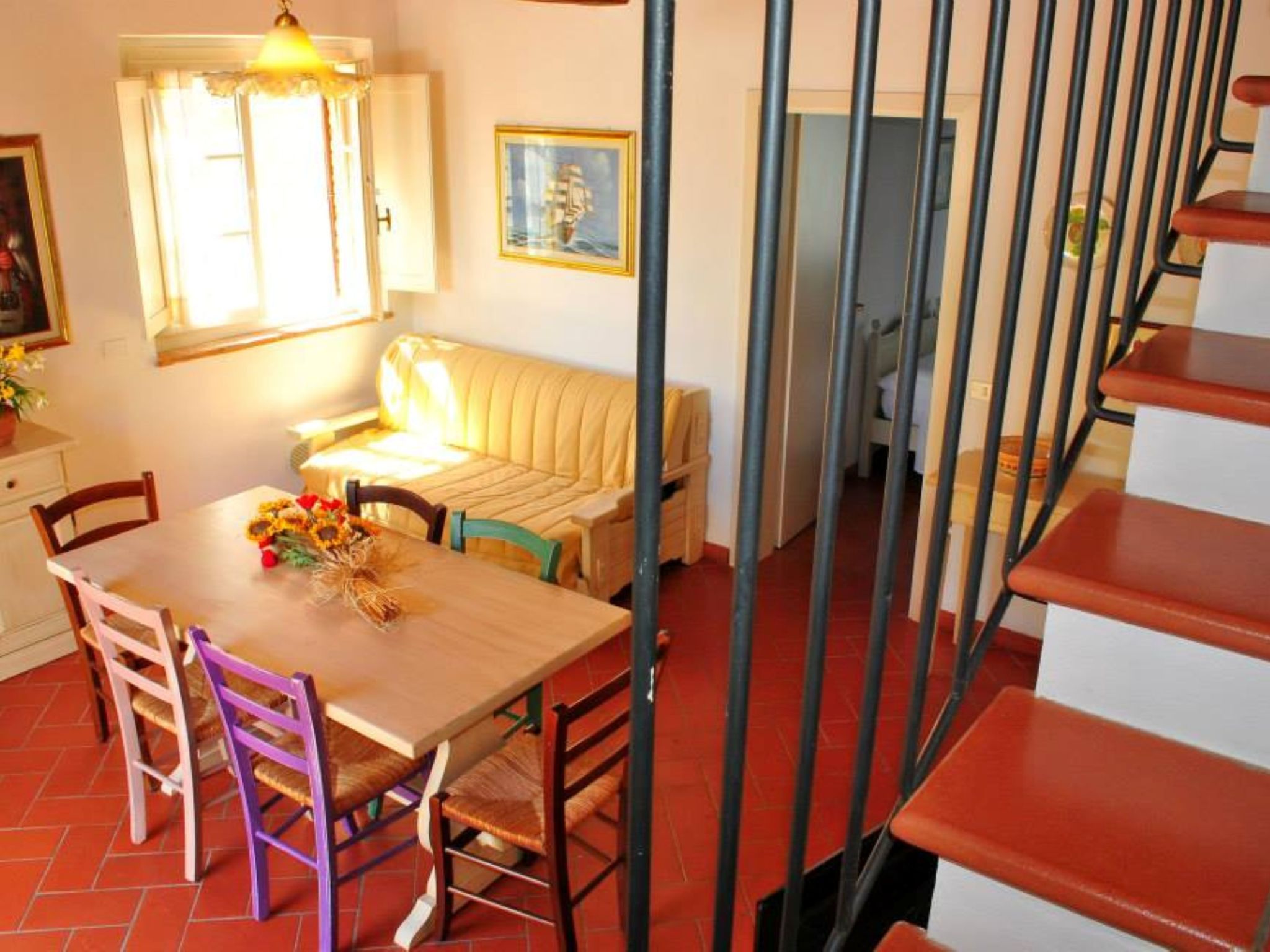 Drei-Zimmer-Wohnungen Borgo Collelungo auf zwei Etagen-Drinnen