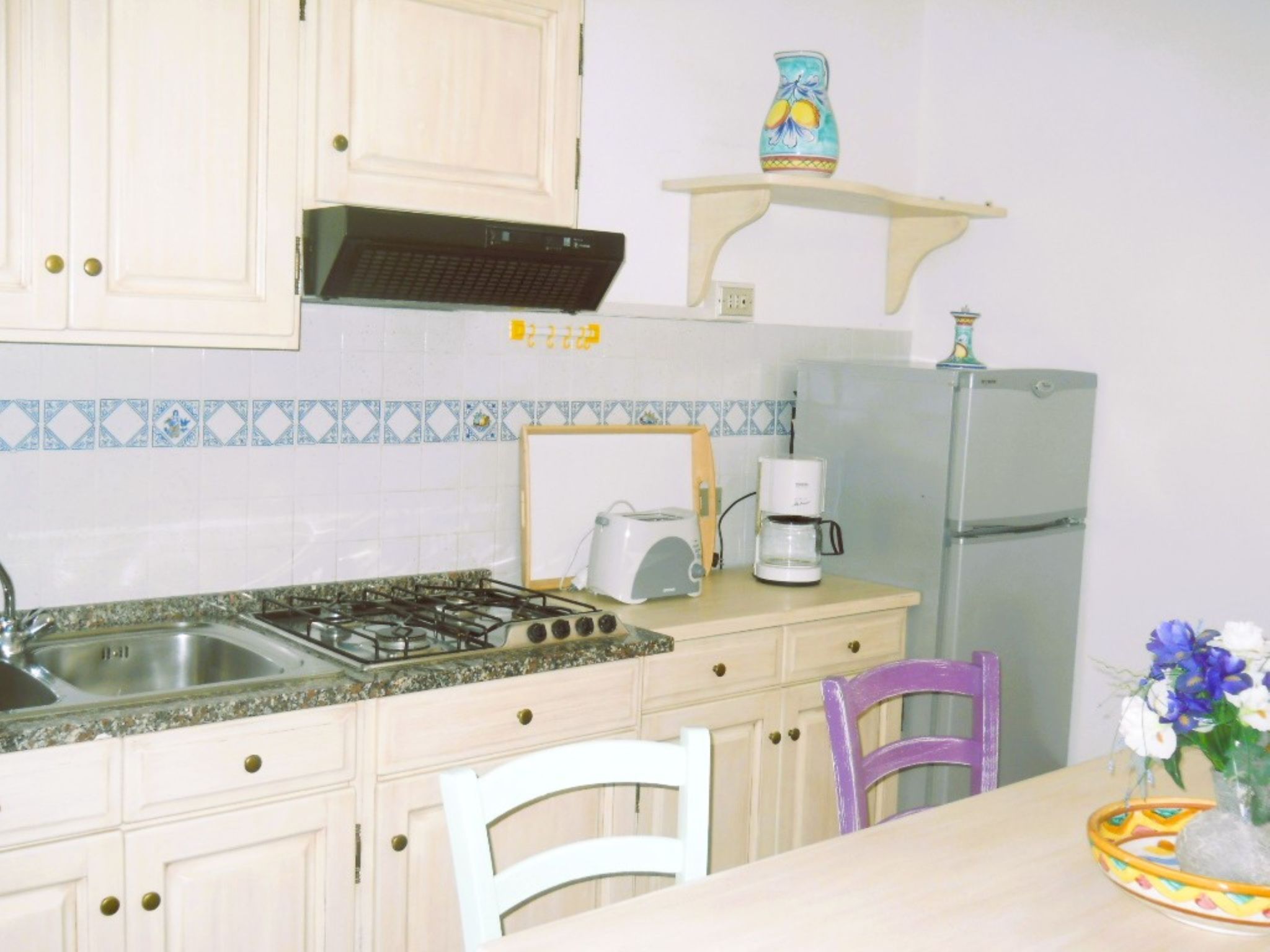 Drei-Zimmer-Wohnungen Borgo Collelungo auf zwei Etagen-Drinnen