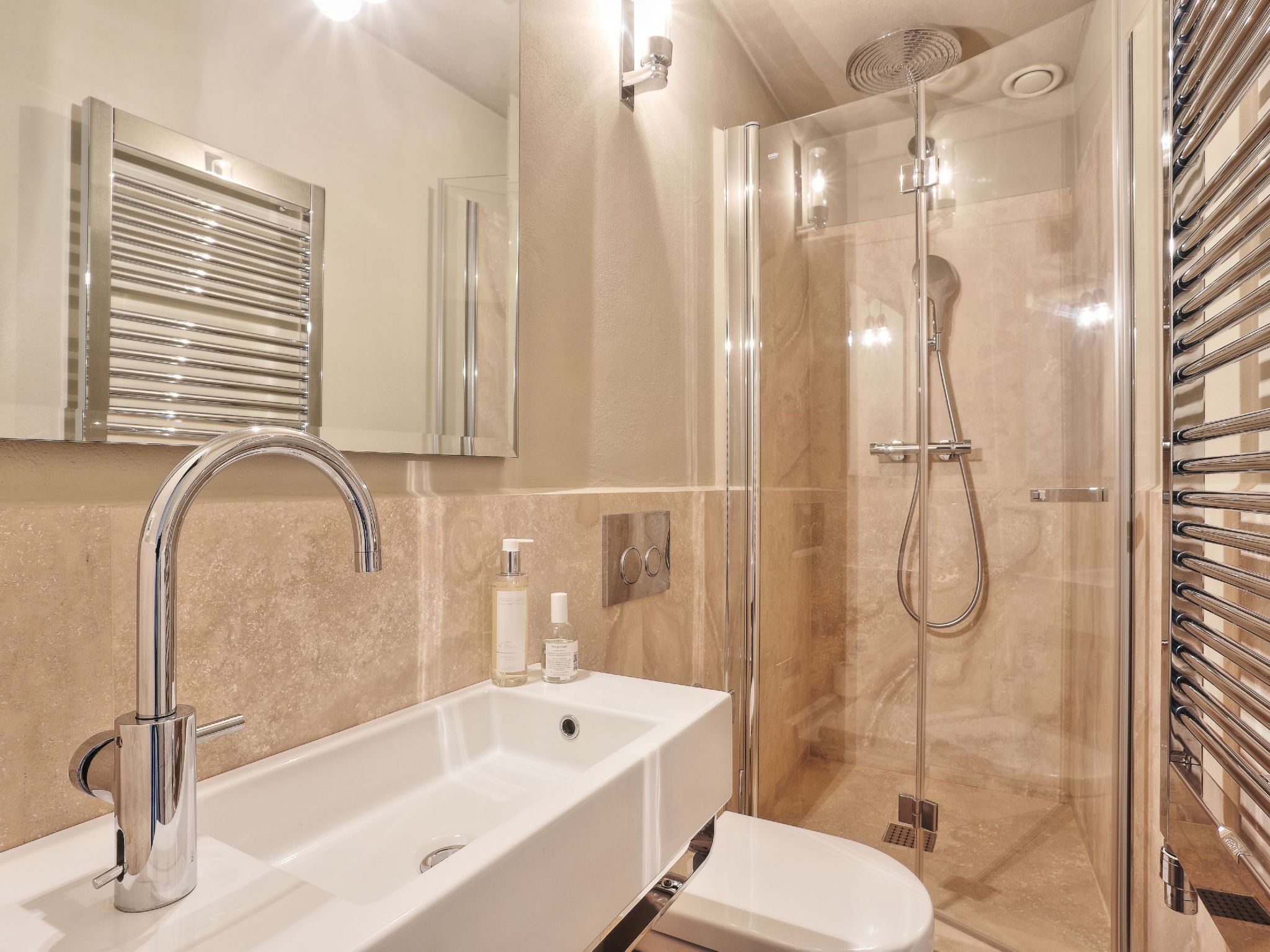 Wohnung La Loggia-Binnen