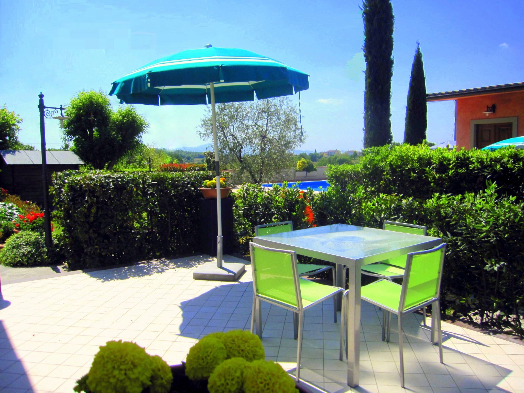 Anwesen mit Gemeinschaftspool-Binnen