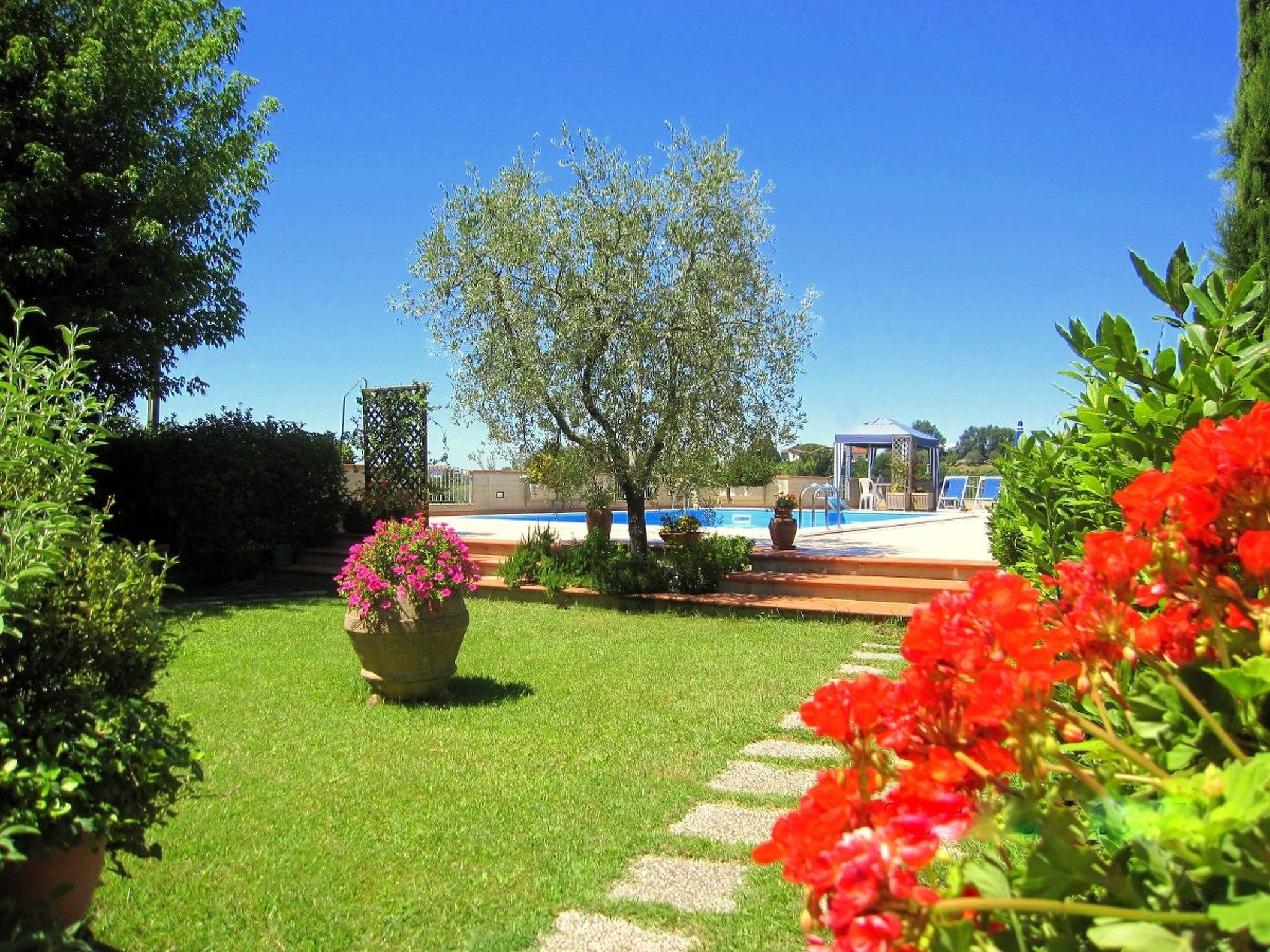 Anwesen mit Schwimmbad-Binnen