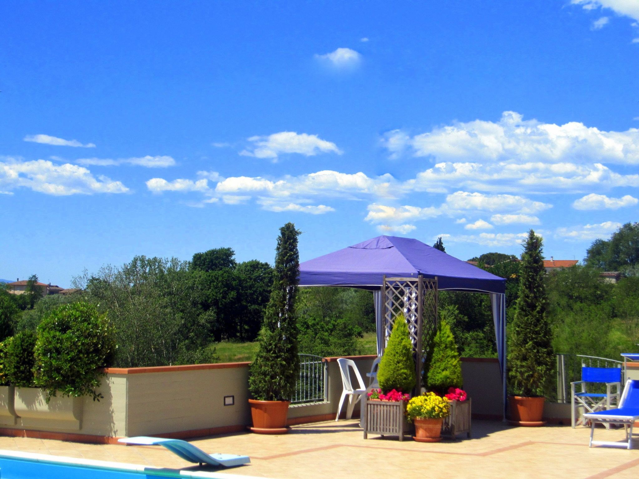 Anwesen mit Schwimmbad-Binnen