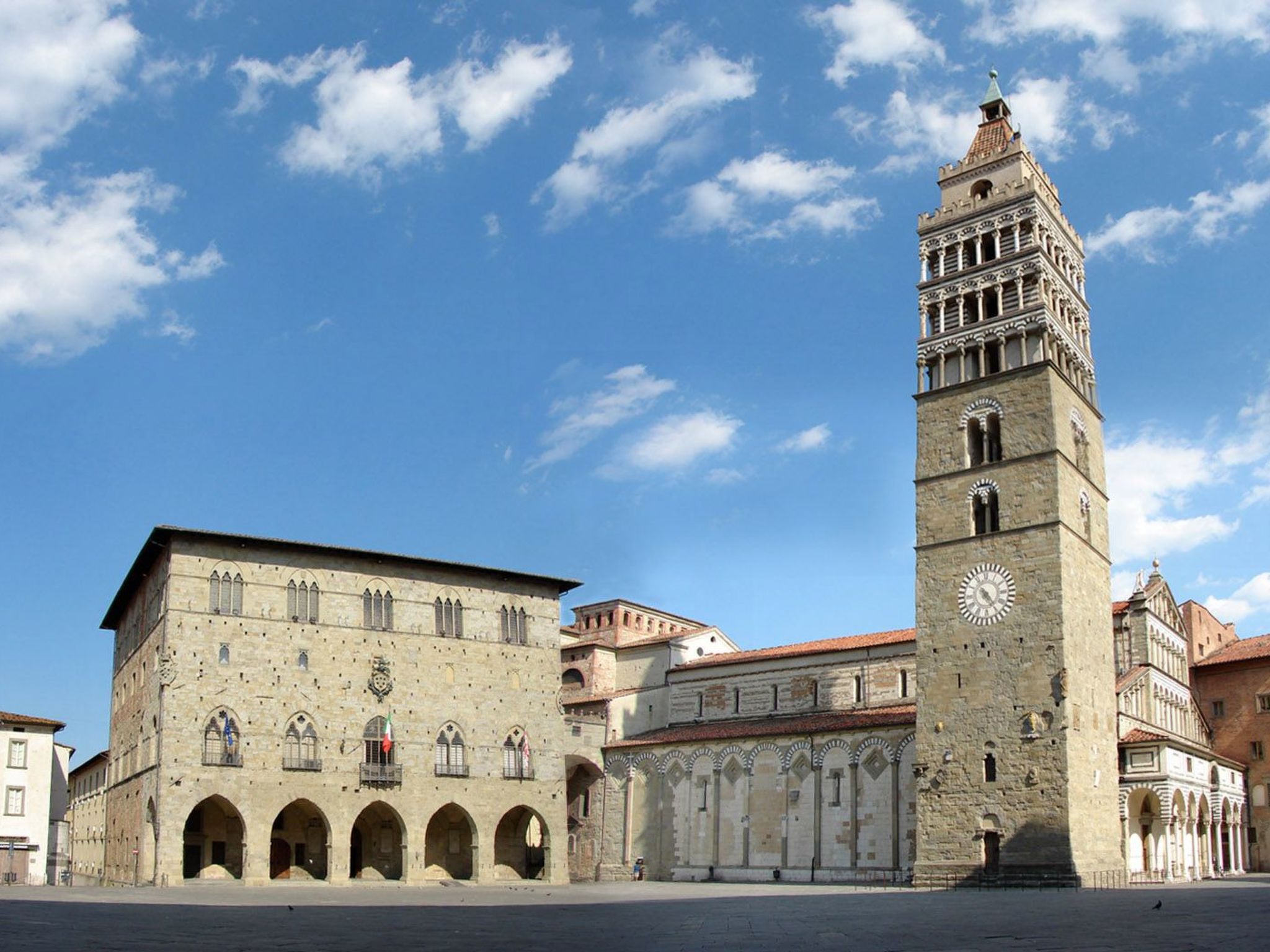 Anwesen mit Schwimmbad-Binnen