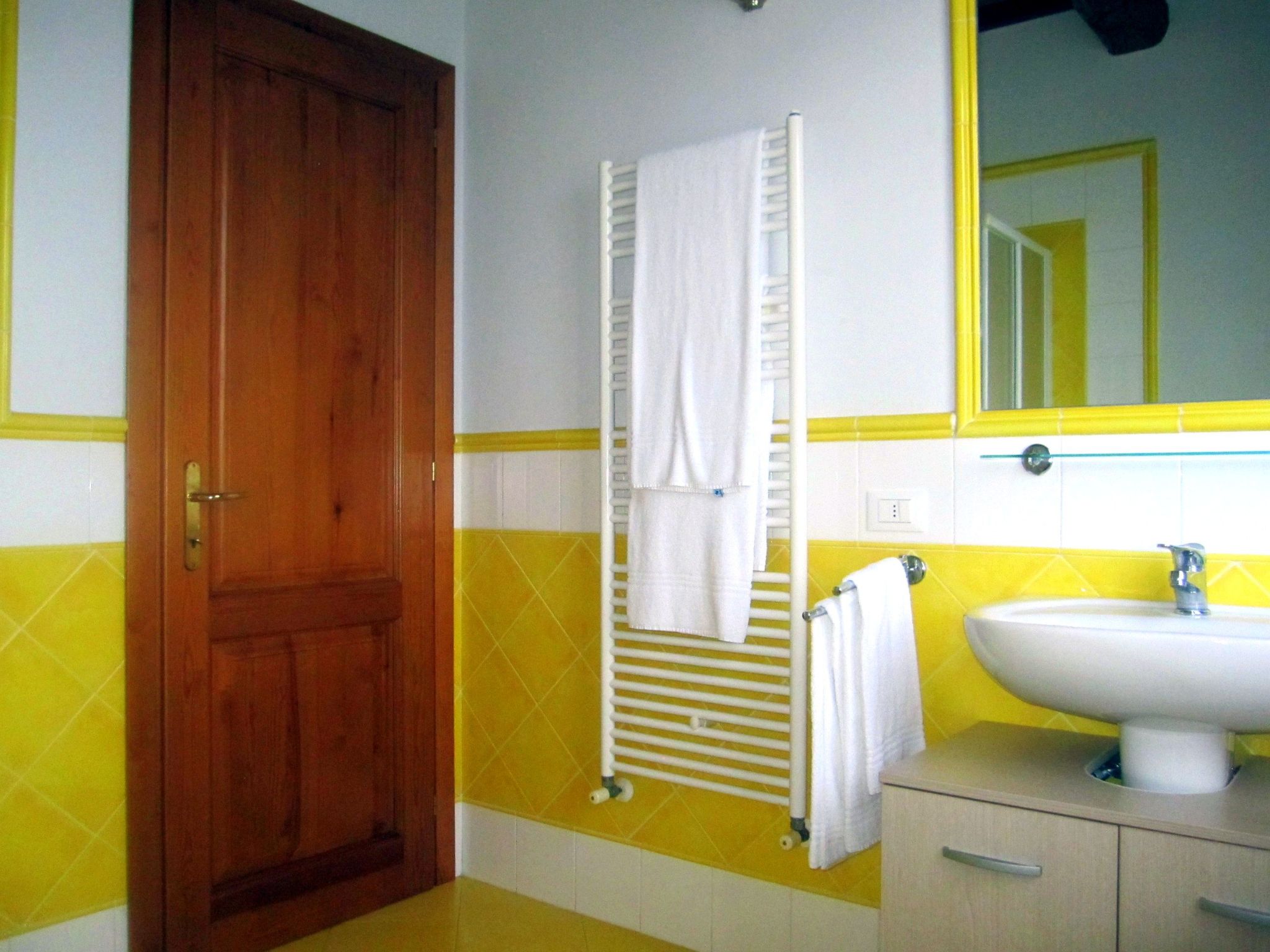 Charmante Wohnung mit privatem Garten-Binnen