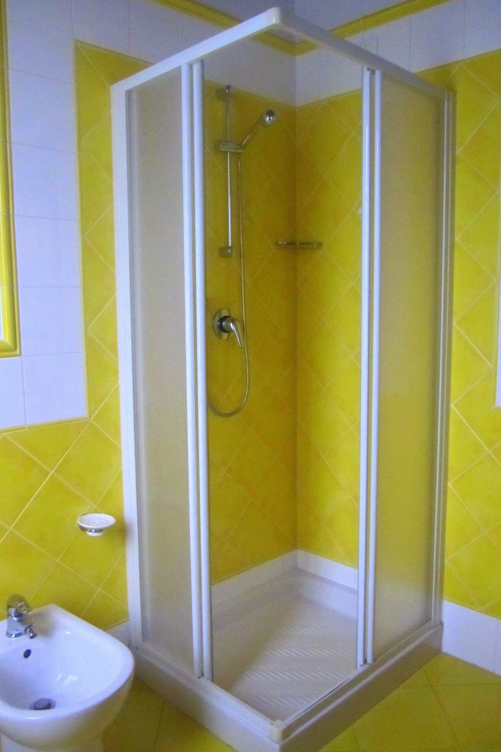 Charmante Wohnung mit privatem Garten-Binnen