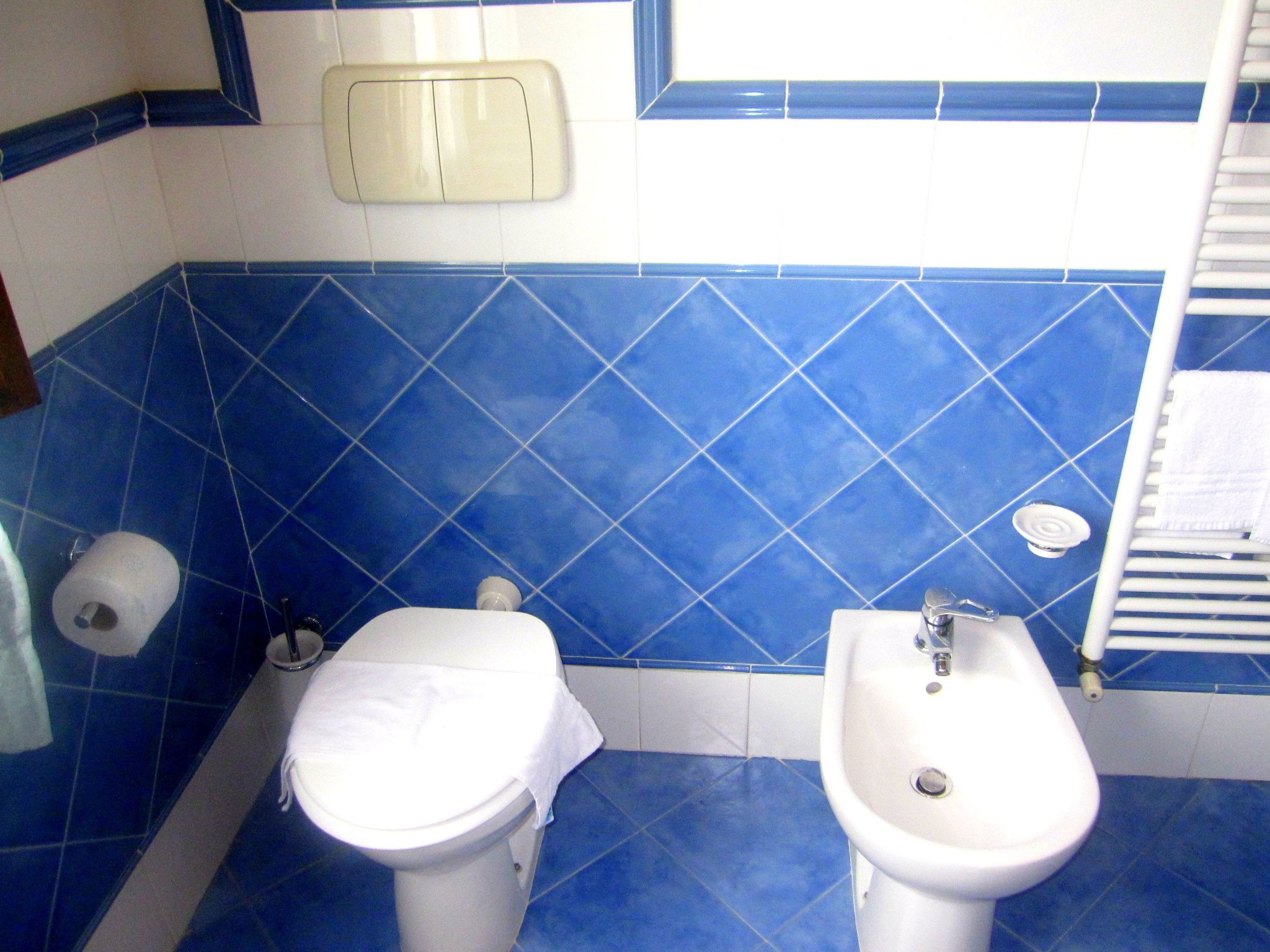 Anwesen mit Gemeinschaftspool-Binnen