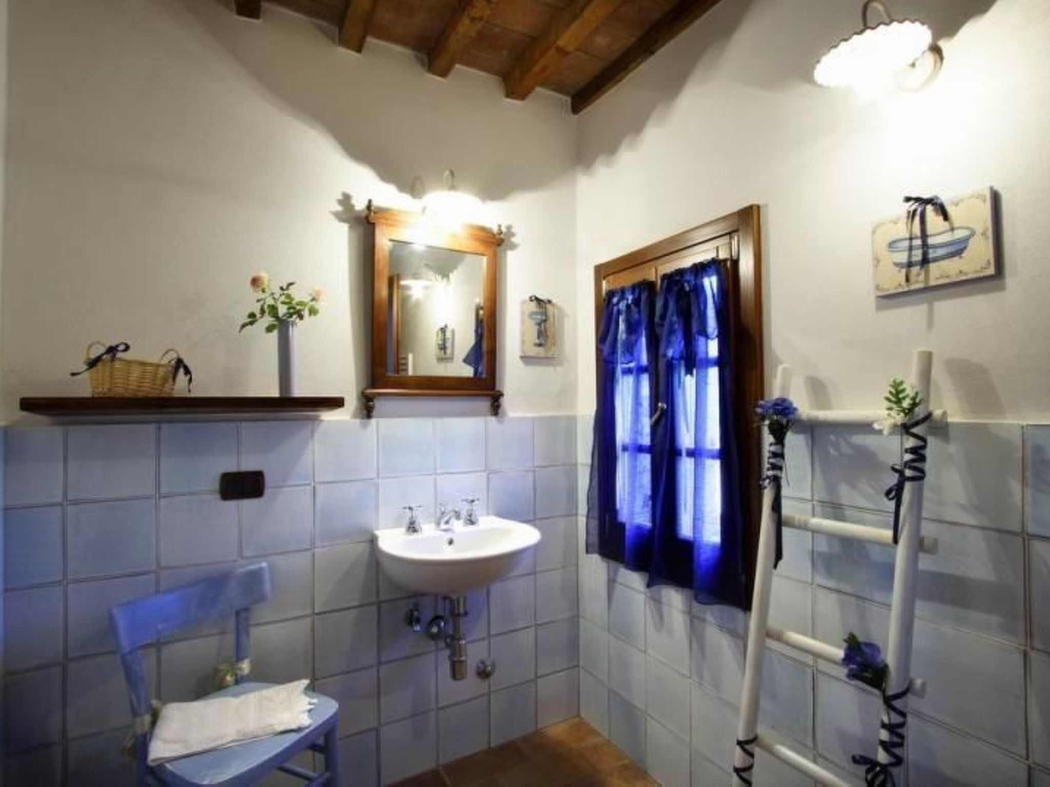 Schönes Ferienhaus in Gambassi Terme mit Privatem Pool-Dedans