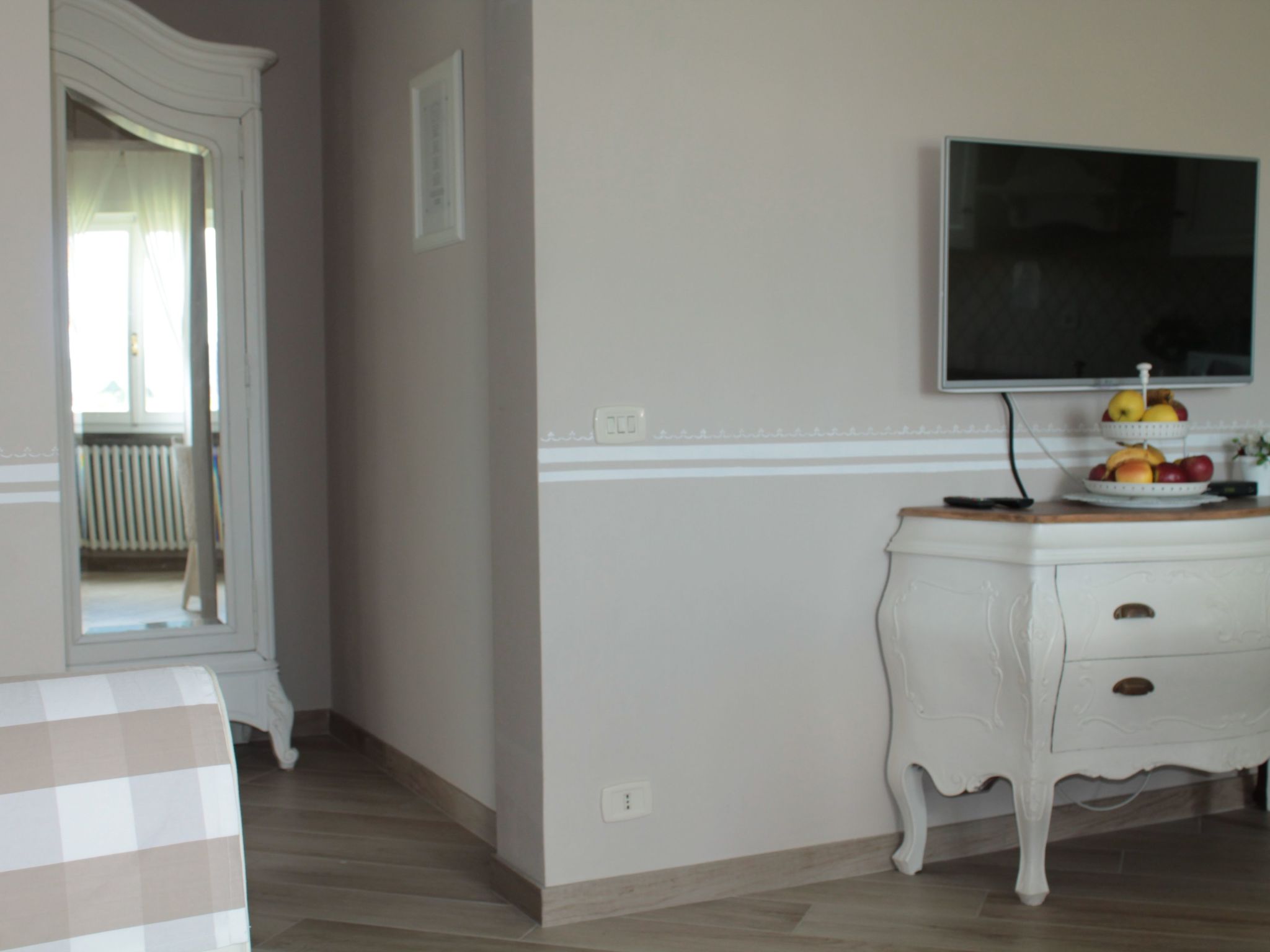 La Valinfiore Charmante Wohnung mit Pool-Binnen