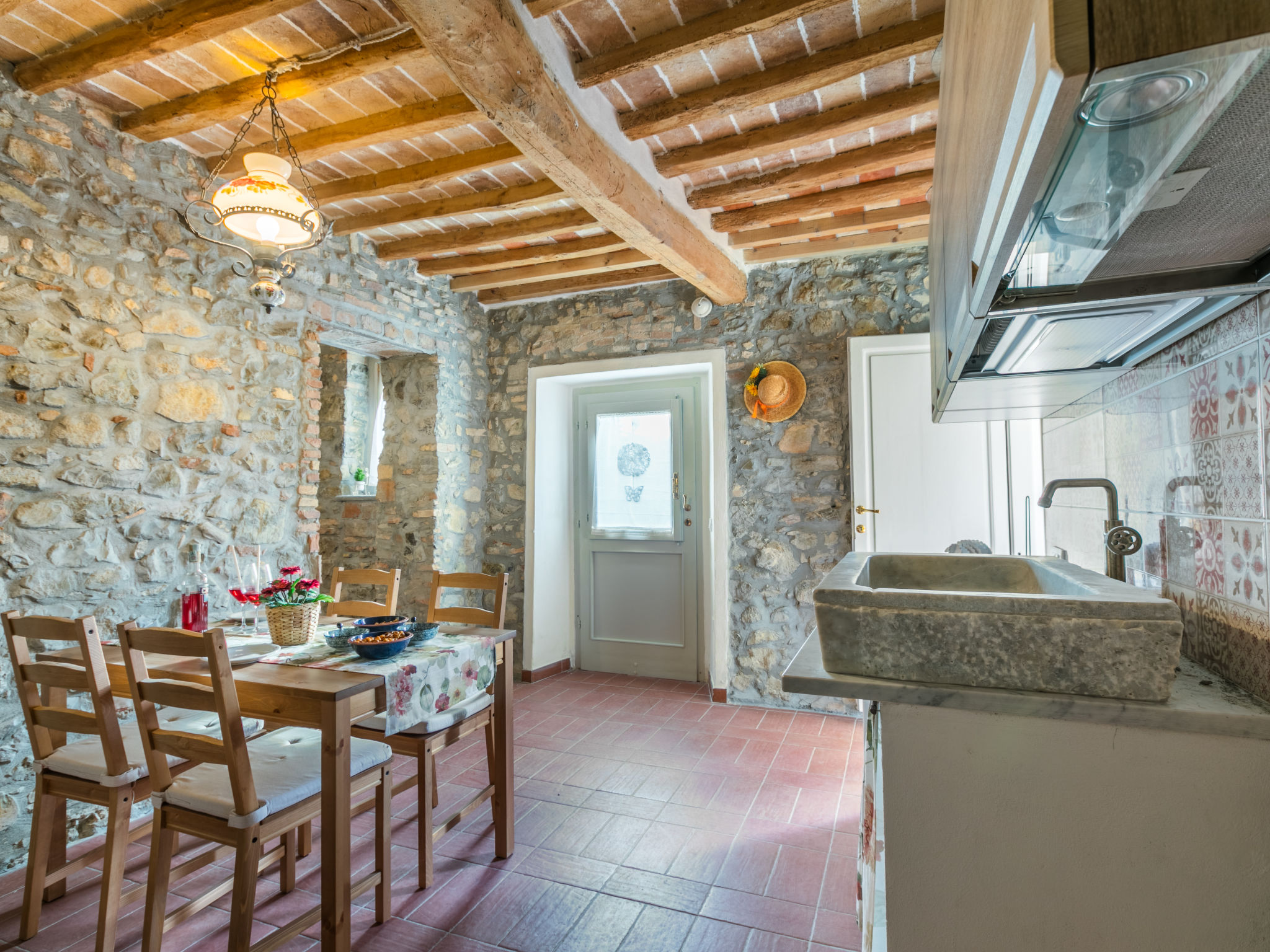 Maison delle Ginestre – Cuisine et coin repas, photo 6 sur 55