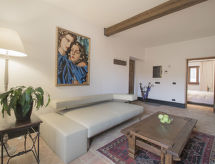 Maison Cantiniere