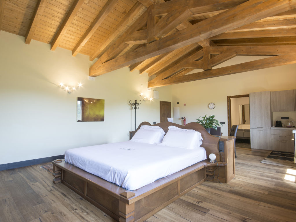 Agr. Castello della Mugazzena — Bedroom