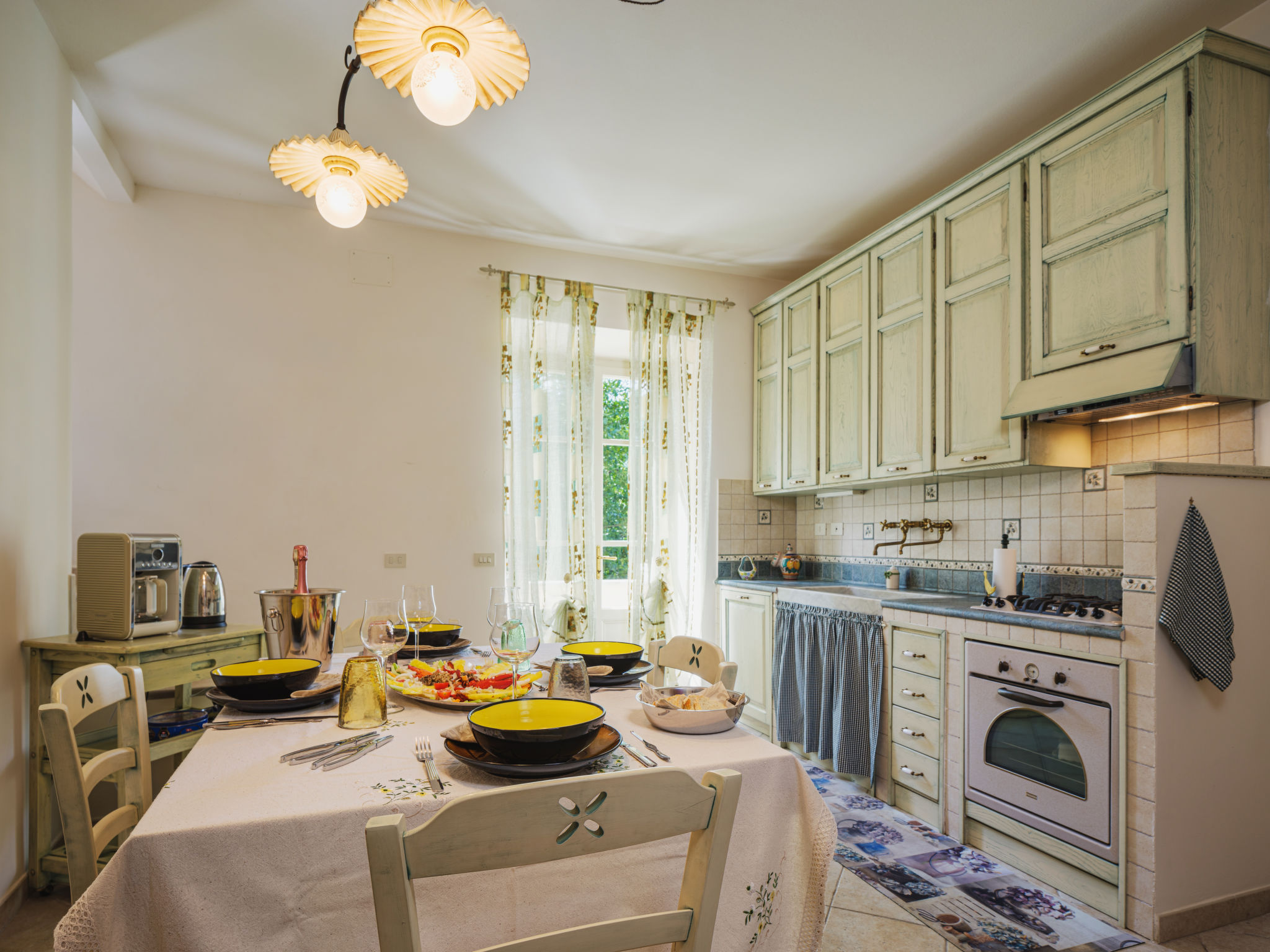 Kitchen / Dining Room