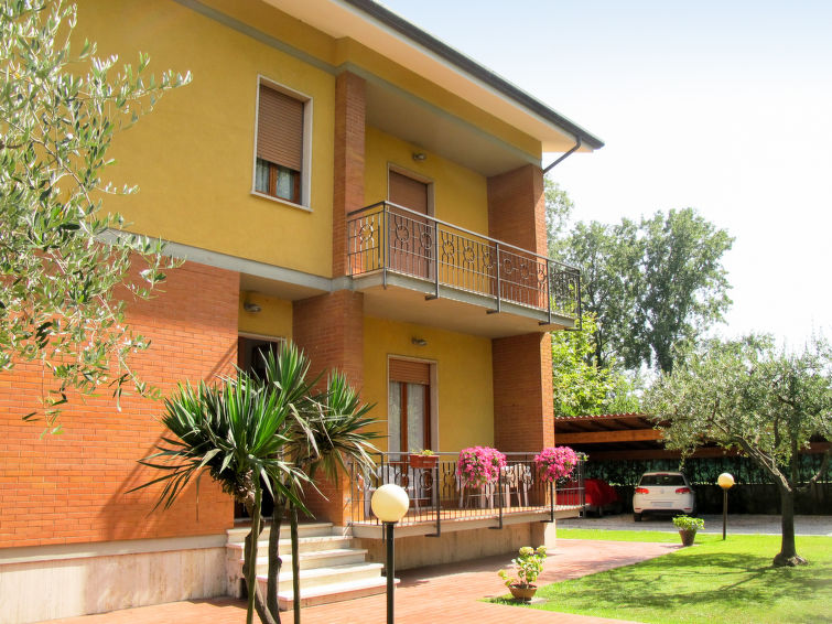 Casone Apartment in Forte dei Marmi