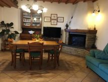 Vrijstaand Toscaans appartement met zeezicht nabij Forte dei Marmi - thumbnail 6