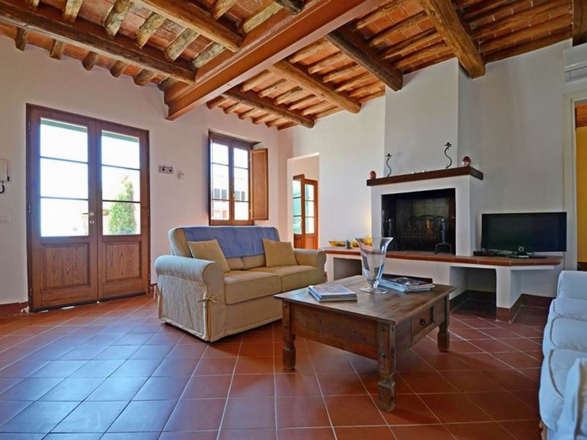 Wohnung 'Giuseppina6' mit Schwimmbad-Drinnen