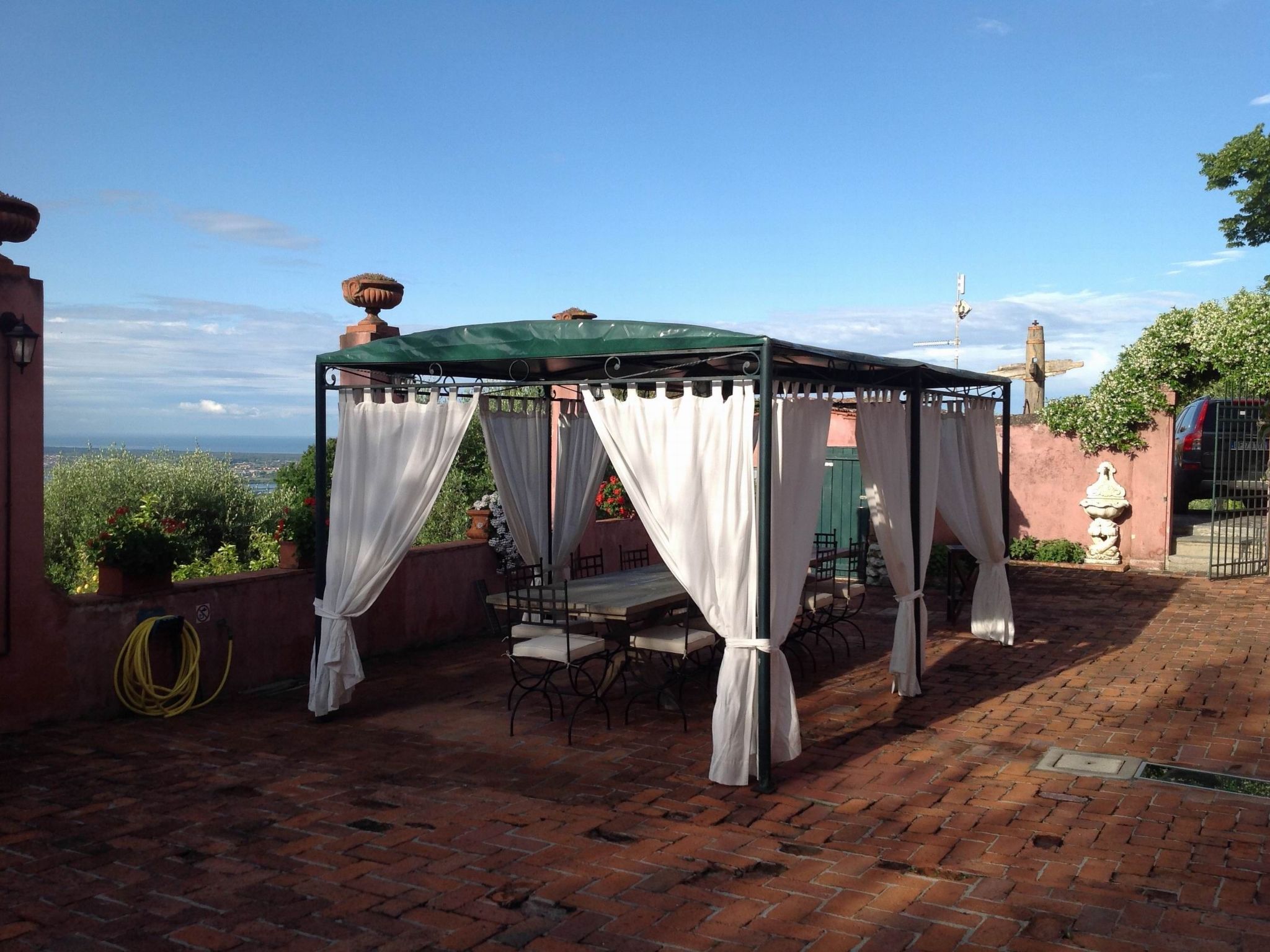 'lorien 14' mit eigenem Pool-Outside