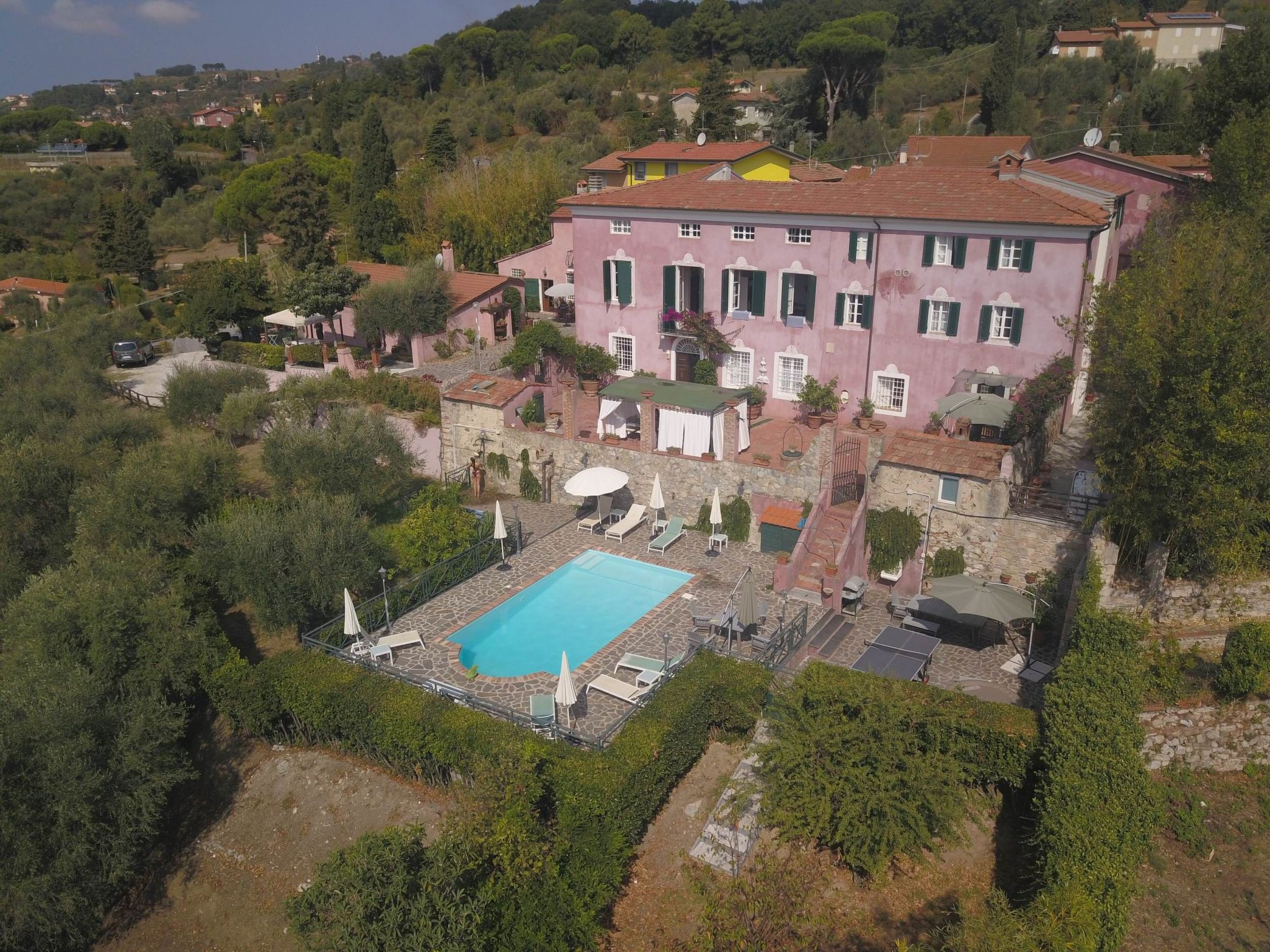 'lorien 14' mit eigenem Pool-Outside